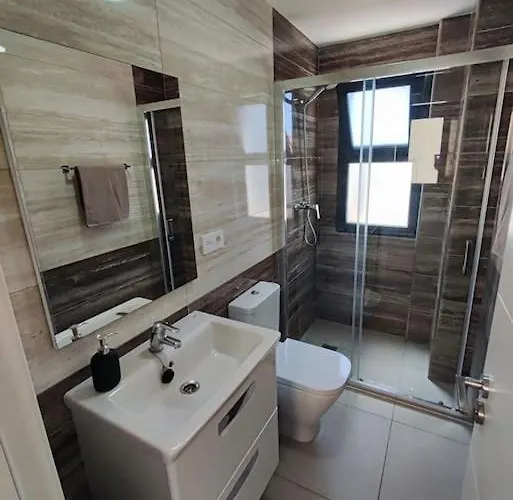 Piso Completo-parking Gratuito Apartamento Málaga