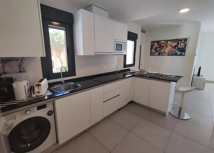 Piso Completo-parking Gratuito Apartamento