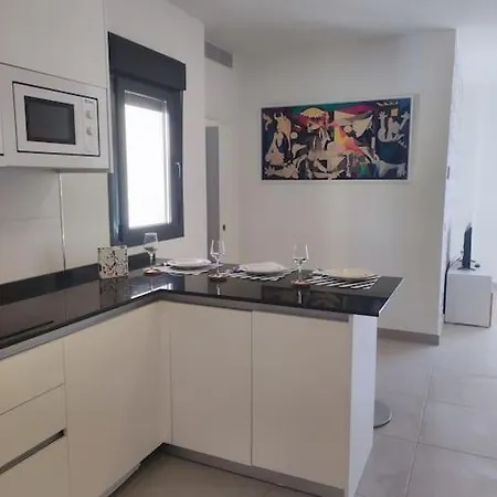 Piso Completo-parking Gratuito * Malaga
