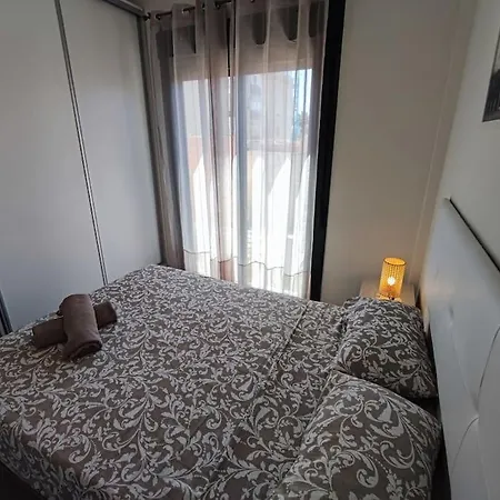 Piso Completo-parking Gratuito Apartment